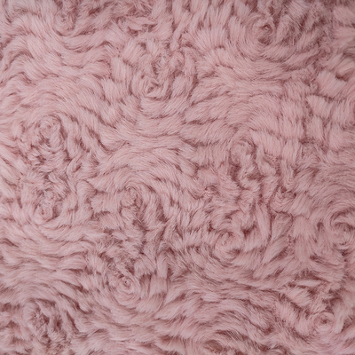 A tela cor-de-rosa da pele do falso do poliéster fez malha 58/60" para o coelho da flor da roupa
