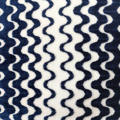 Tela Cationic 260gsm do velo da flanela do jacquard para o vestuário geral morno de matéria têxtil da casa