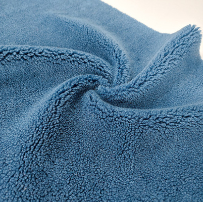 Tela 490gsm do velo de Sherpa do poliéster da cor sólida para o saco de Pillowslip